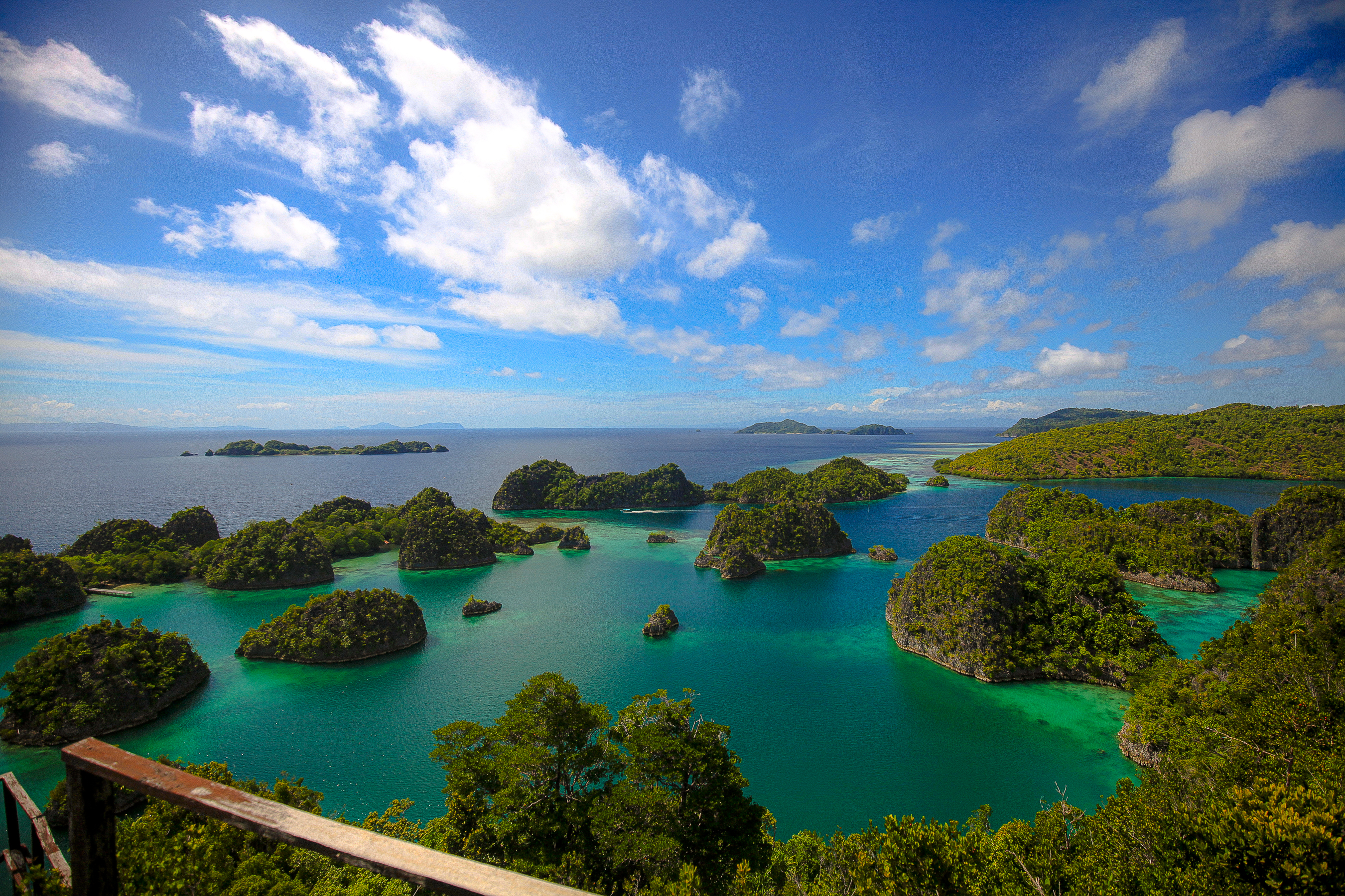 Puncak Piaynemo Raja Ampat